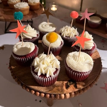 CUPCAKE TOPPERS