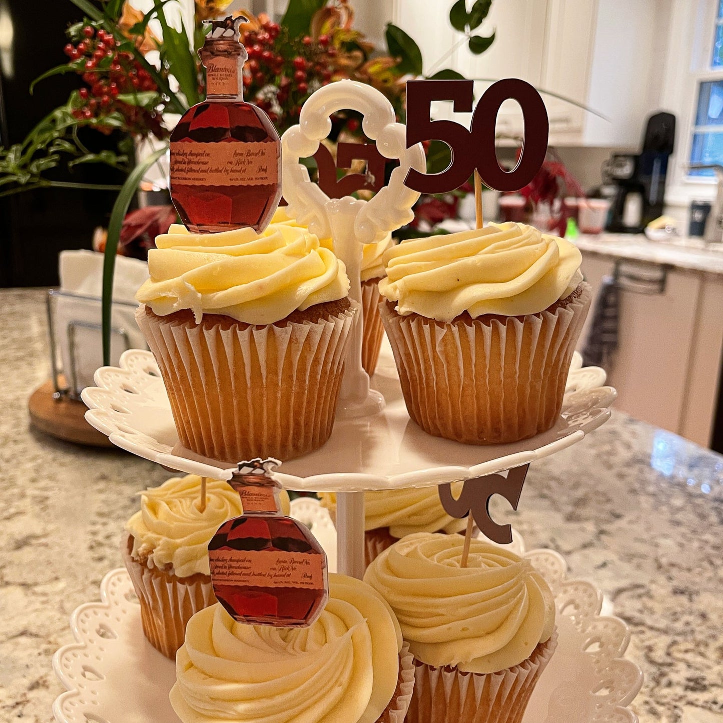 CUPCAKE TOPPERS