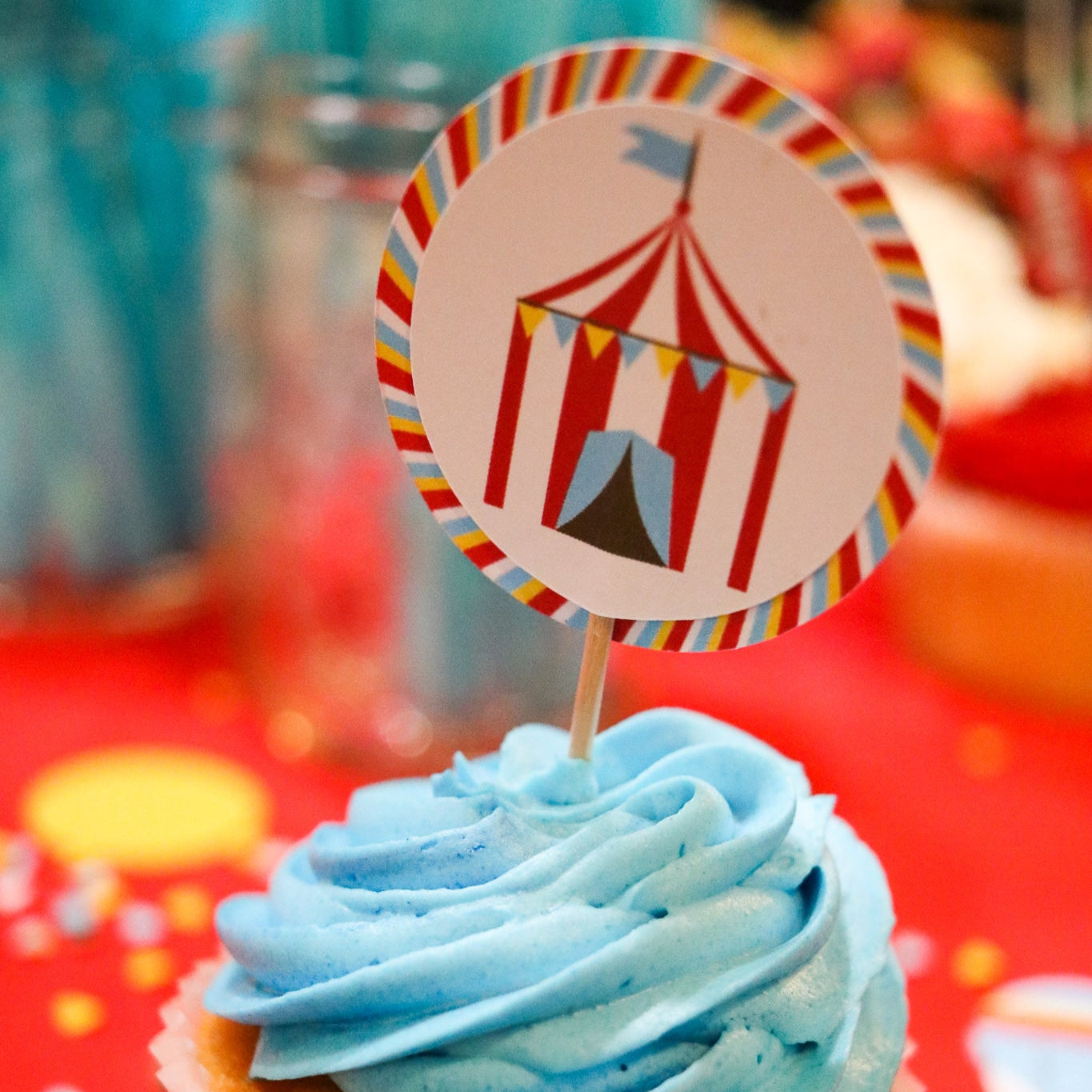 CUPCAKE TOPPERS