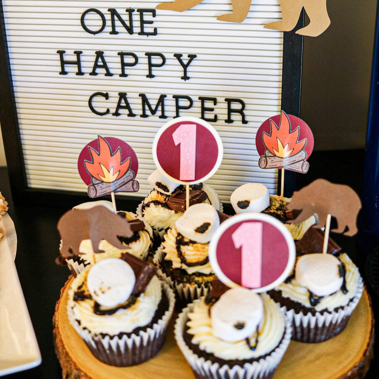 CUPCAKE TOPPERS