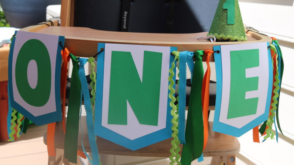 HIGH CHAIR BANNERS
