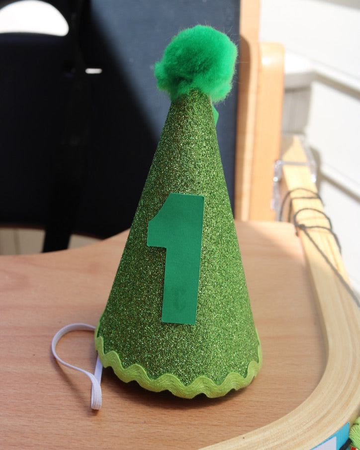 PARTY HATS